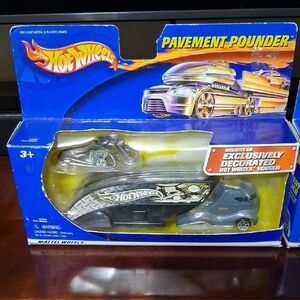 3/Mattel Hot Wheels Pavement Pounder - Black and Gray